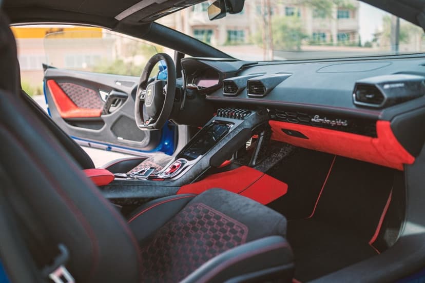 Lamborghini Huracan Evo Spyder 2024 Rental Dubai - View 7