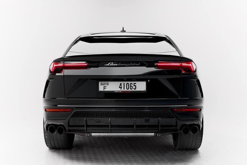 Rent Lamborghini Urus 2023 in UAE