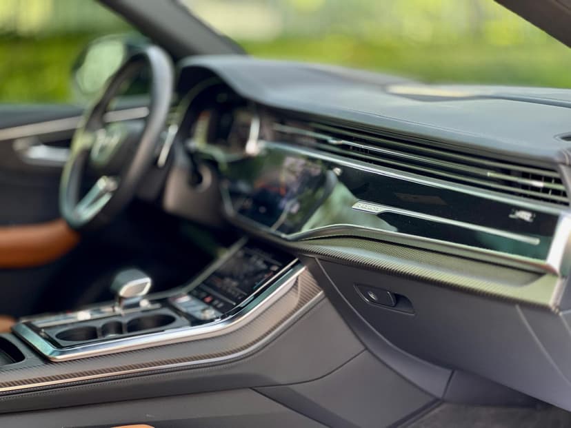 AUDI RSQ8 2022 Rental Dubai - View 5