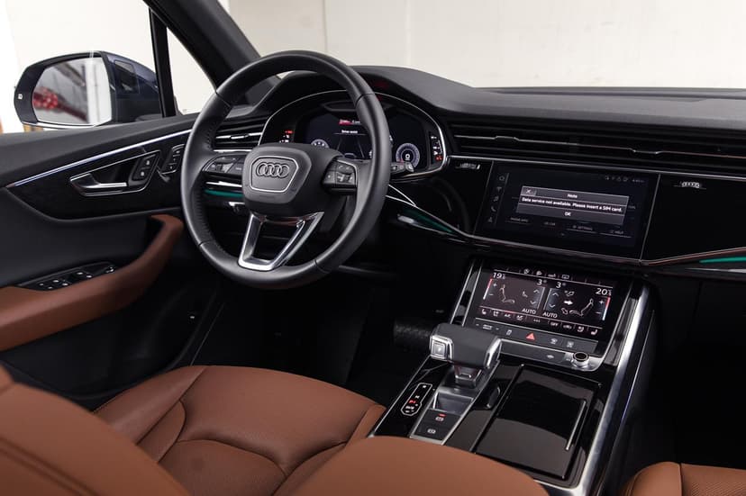 Audi Q7 2021 Rental Dubai - View 4