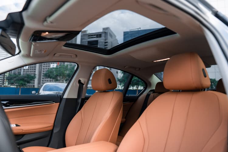 BMW 520i 2023 Rental Dubai - View 5