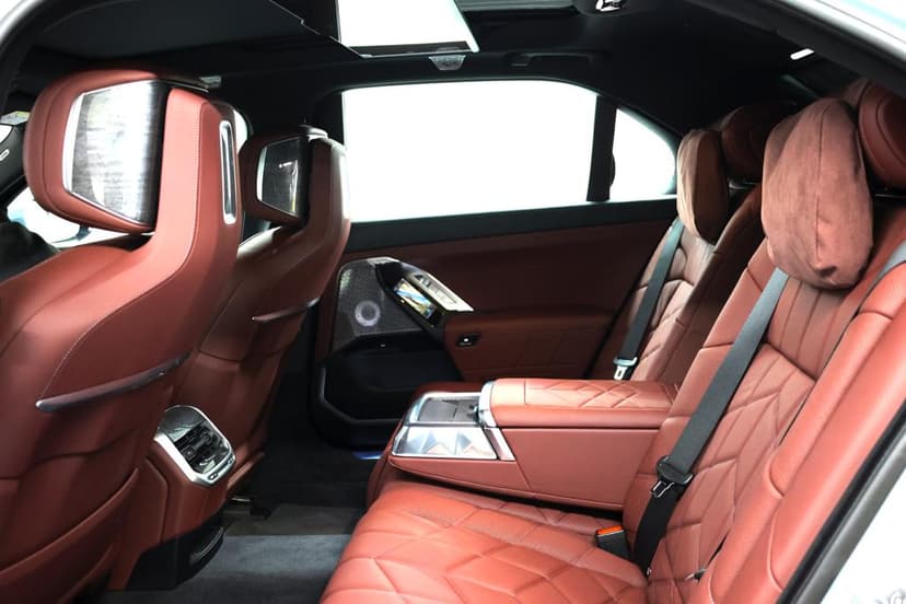 BMW 740i 2023 Rental Dubai - View 9