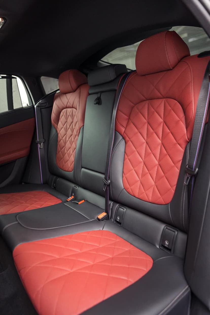 BMW X4 2024 Rental Dubai - View 6
