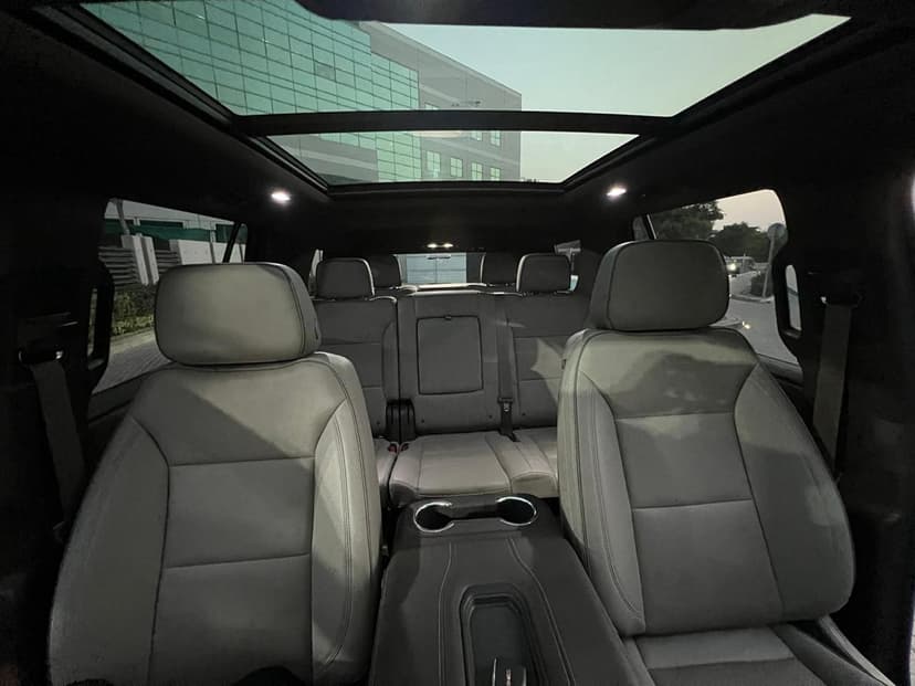 GMC Yukon 2022 Rental Dubai - View 5