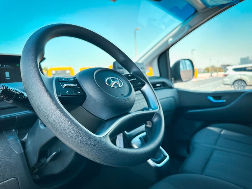 HYUNDAI STARIA 2024 Rental Dubai - View 5