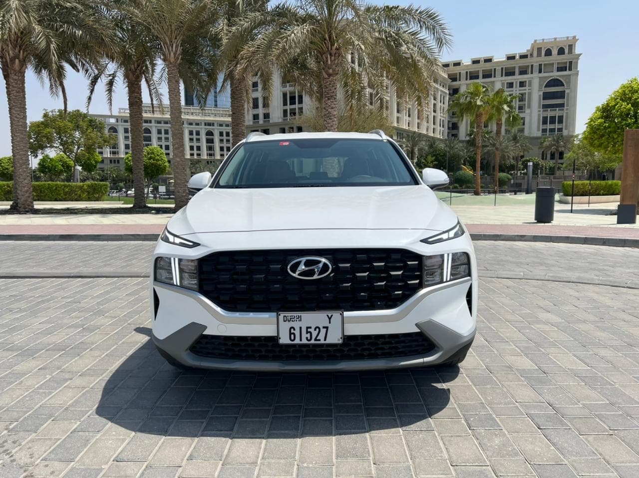 Hyundai Santa Fe 2023 huren Dubai - Detailweergave