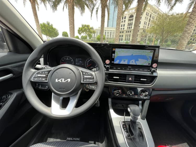 KIA SELTOS 2023 Rental Dubai - View 3