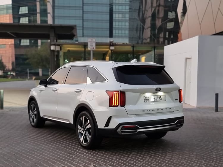KIA SORENTO 2022 Rental Dubai - View 2