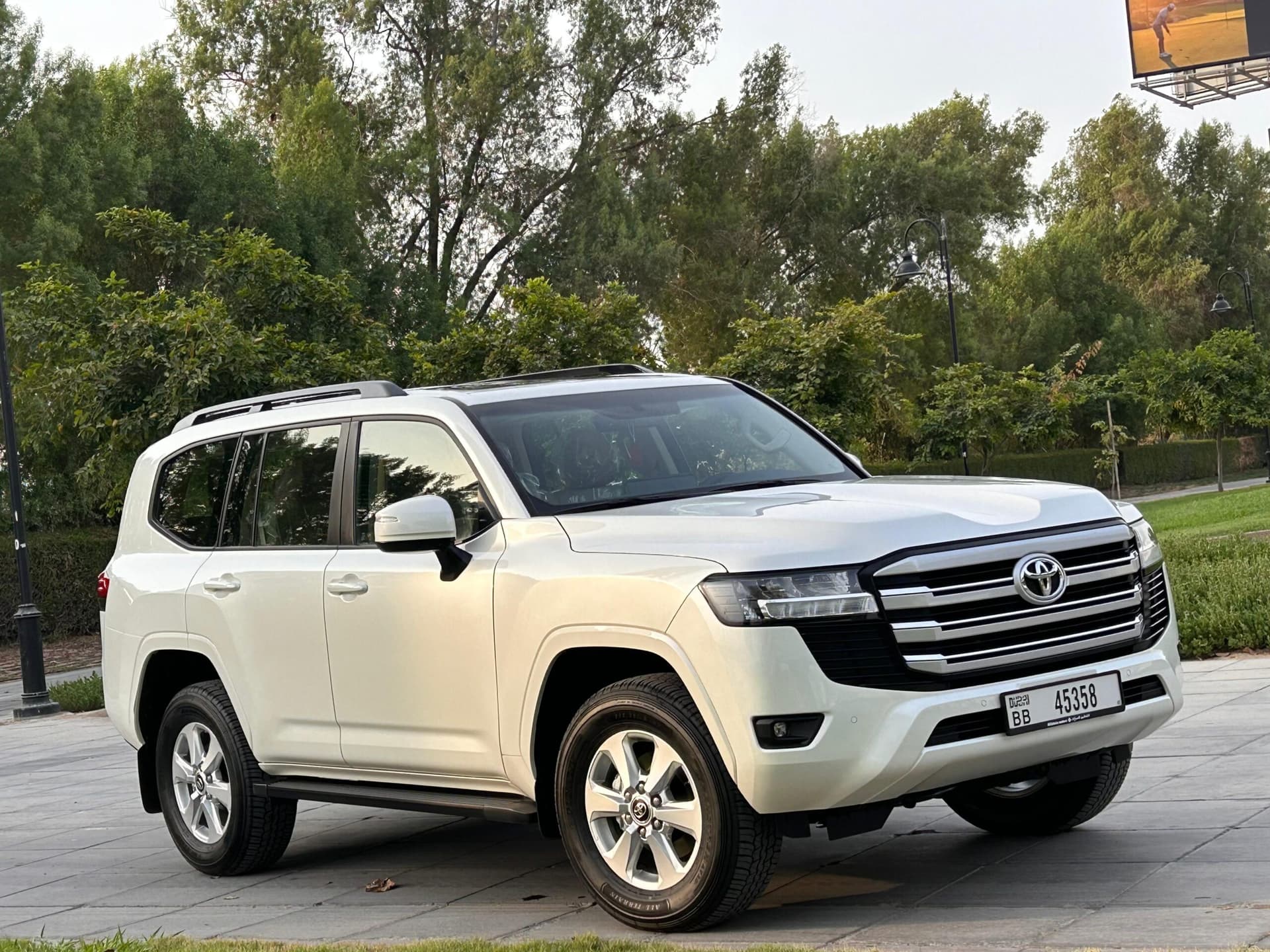 LAND CRUISER 2024 Rental Dubai - Main View