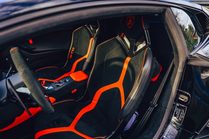 Lamborghini Huracan STO 2022 Rental Dubai - View 7