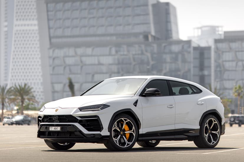 Lamborghini Urus 2023 Rental Dubai - View 3