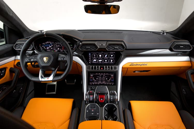 Lamborghini Urus 2023 Rental Dubai - View 5