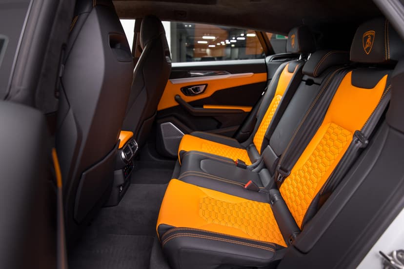 Lamborghini Urus 2023 Rental Dubai - View 7