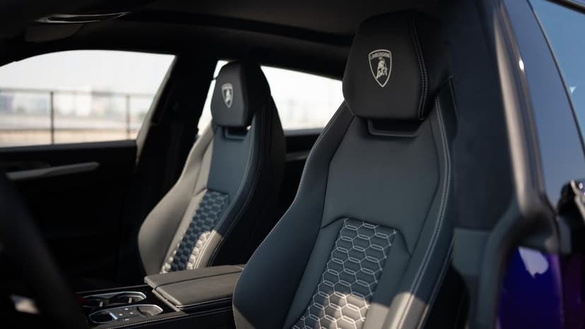 Lamborghini Urus 2023 Rental Dubai - View 3