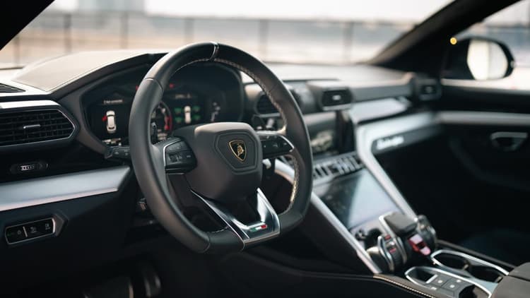 Lamborghini Urus 2023 Rental Dubai - View 4