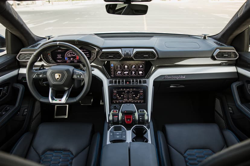 Lamborghini urus 2022 Rental Dubai - View 7