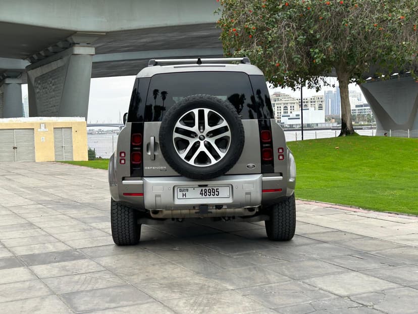 Land Rover Defender 110 XS 2022 Rental Dubai - View 4