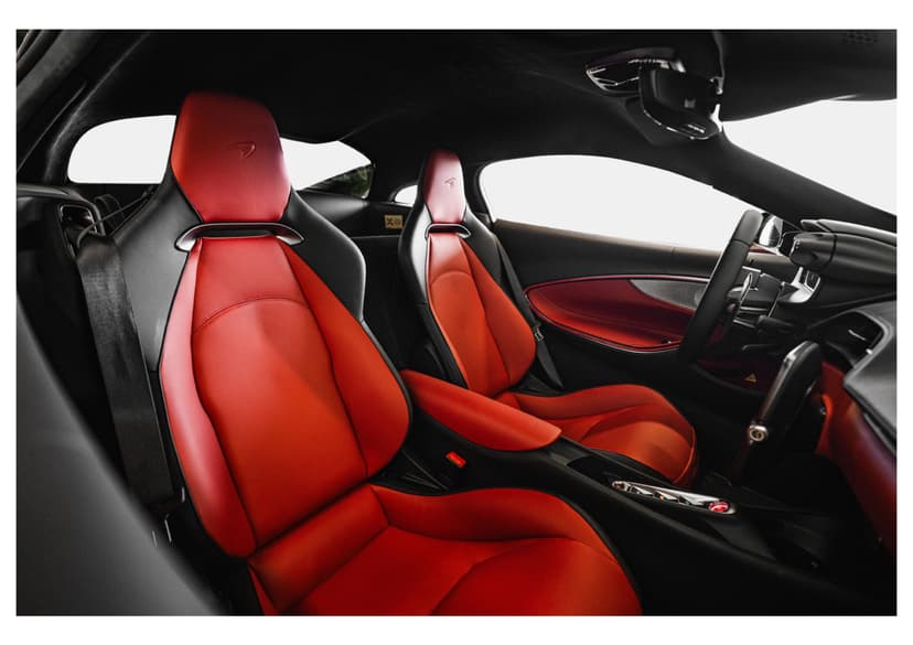 Mclaren Artura 2024 Rental Dubai - View 3