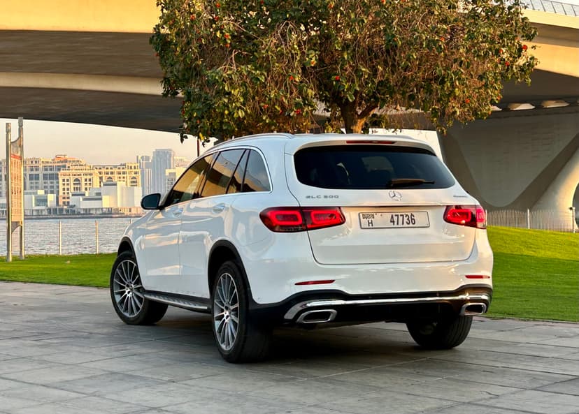 Mercedes Benz GLC 400 2022 Rental Dubai - View 3