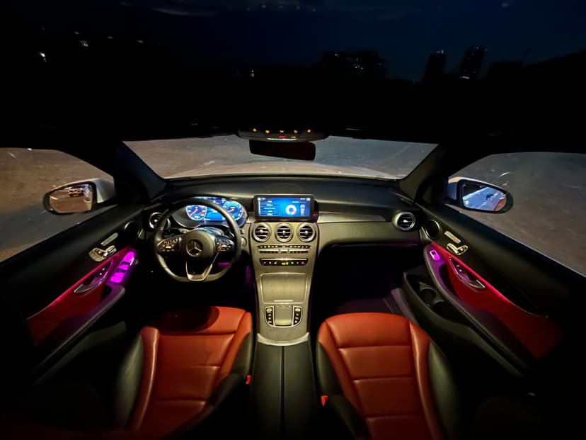 Mercedes Benz GLC 400 2022 Rental Dubai - View 4