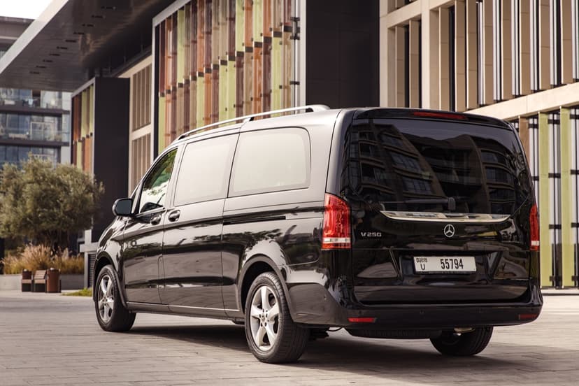 Mercedes Benz Viano 2021 Rental Dubai - View 9
