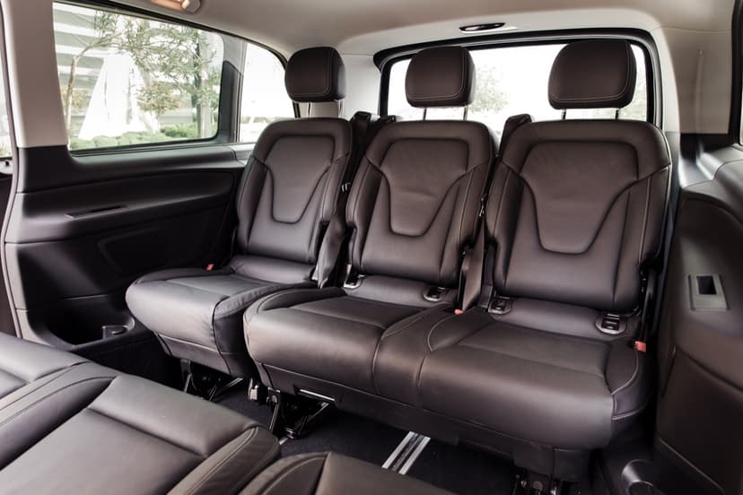 Mercedes Benz Viano 2021 Rental Dubai - View 4