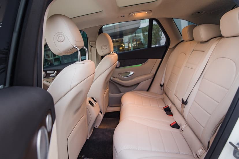 Mercedes GLC200 2021 Rental Dubai - View 9