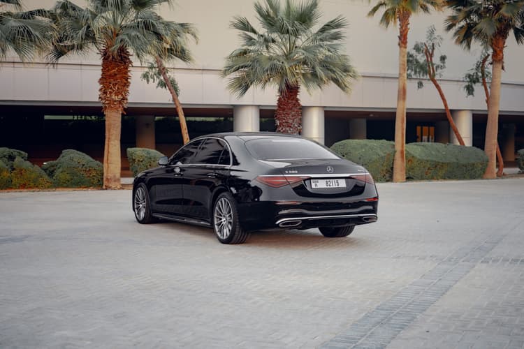 Mercedes S 580 2023 Rental Dubai - View 3