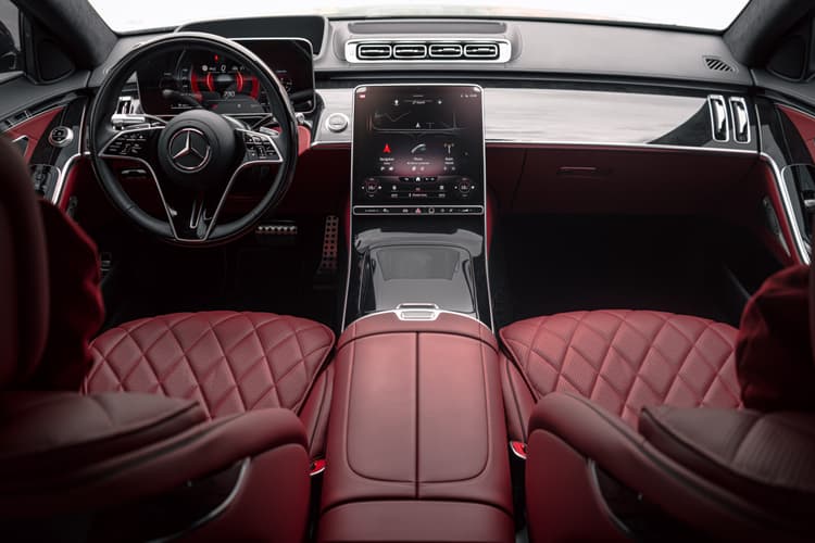Mercedes S 580 2023 Rental Dubai - View 4