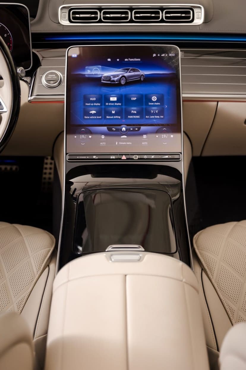 Mercedes S500 2023 Rental Dubai - View 5