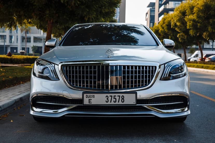Mercedes S550 Maybach Rental Dubai - View 4