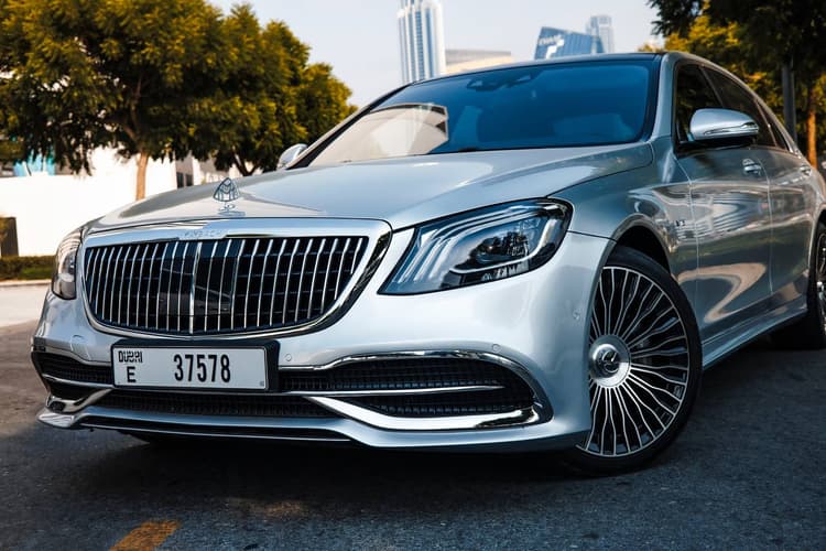 Mercedes S550 Maybach Rental Dubai - View 3