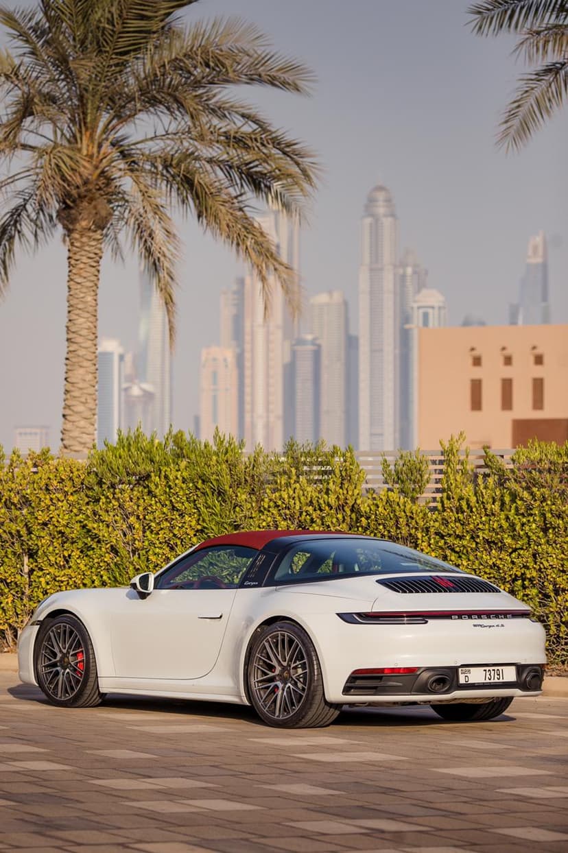 Porsche 911 Targa 4s 2022 Rental Dubai - View 8