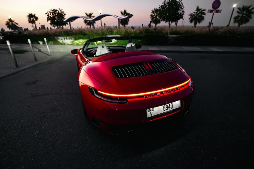 Porsche 911 carrera 4s 2023 Rental Dubai - View 4