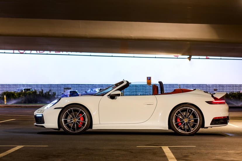 Porsche Carrera 911 2021 Rental Dubai - View 3