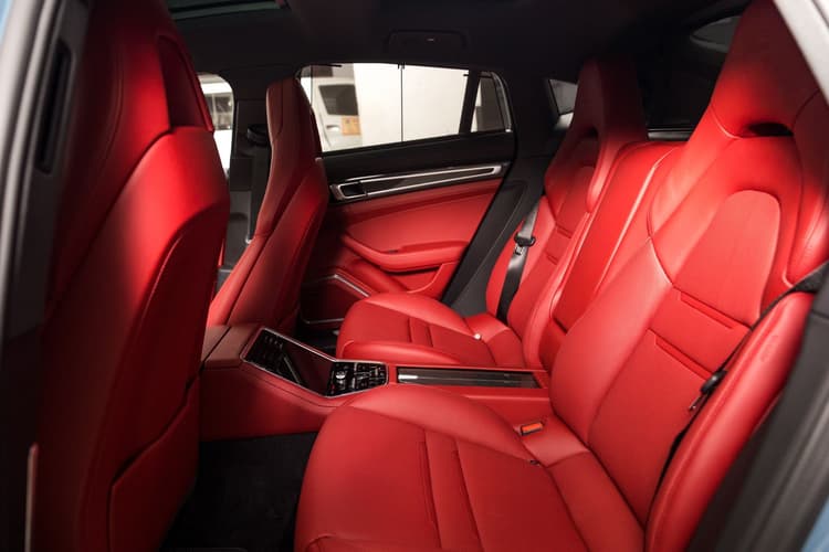 Porsche Panamera 2023 Rental Dubai - View 3