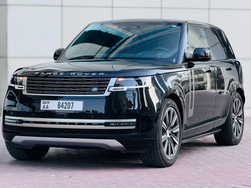 Luxury Range Rover Vogue 2024 Rental Dubai - Main View