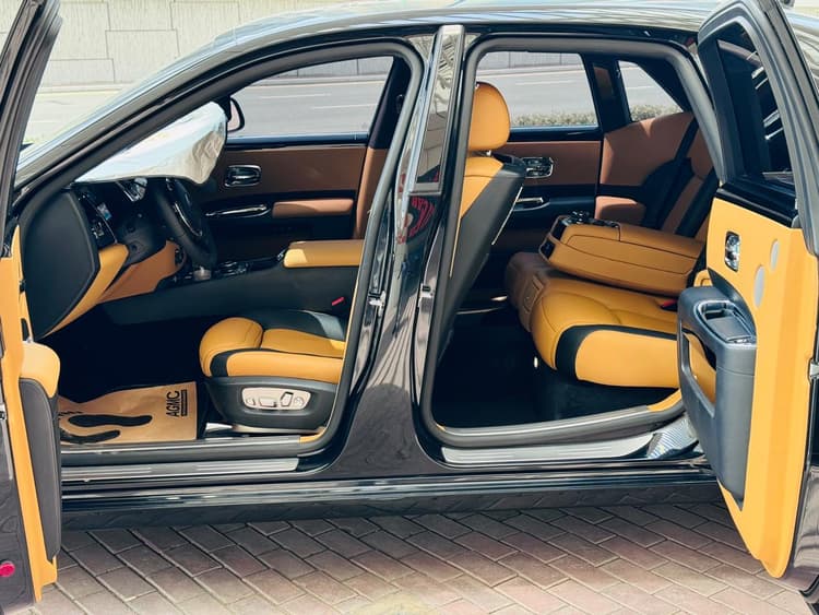Rolls Royce Ghost 2018 Rental Dubai - View 2