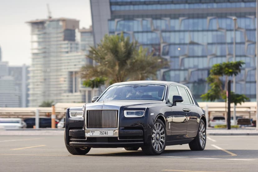 Rolls Royce Phantom 2023 Rental Dubai - View 10