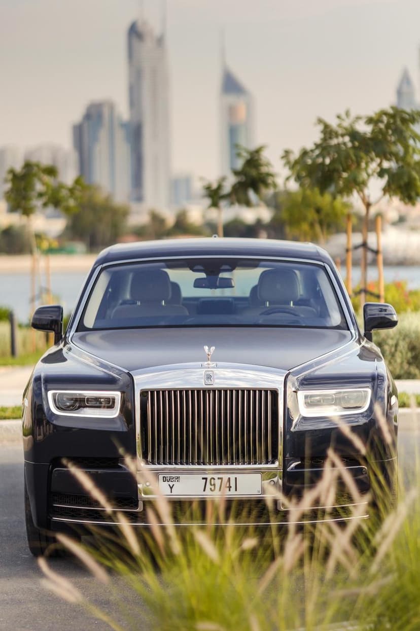 Rolls Royce Phantom 2023 Rental Dubai - View 11