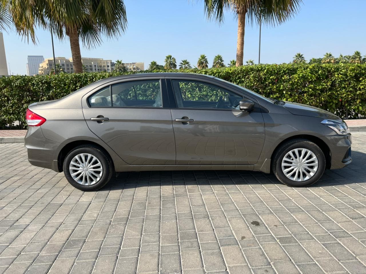 Suzuki Ciaz 2022 huren Dubai - Detailweergave