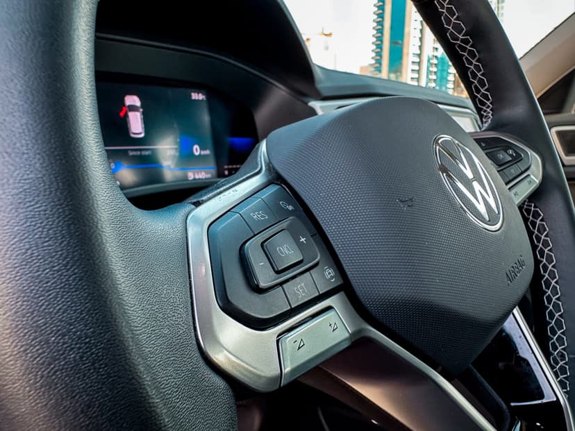 VOLKSWAGEN TERAMONT 2022 Rental Dubai - View 7