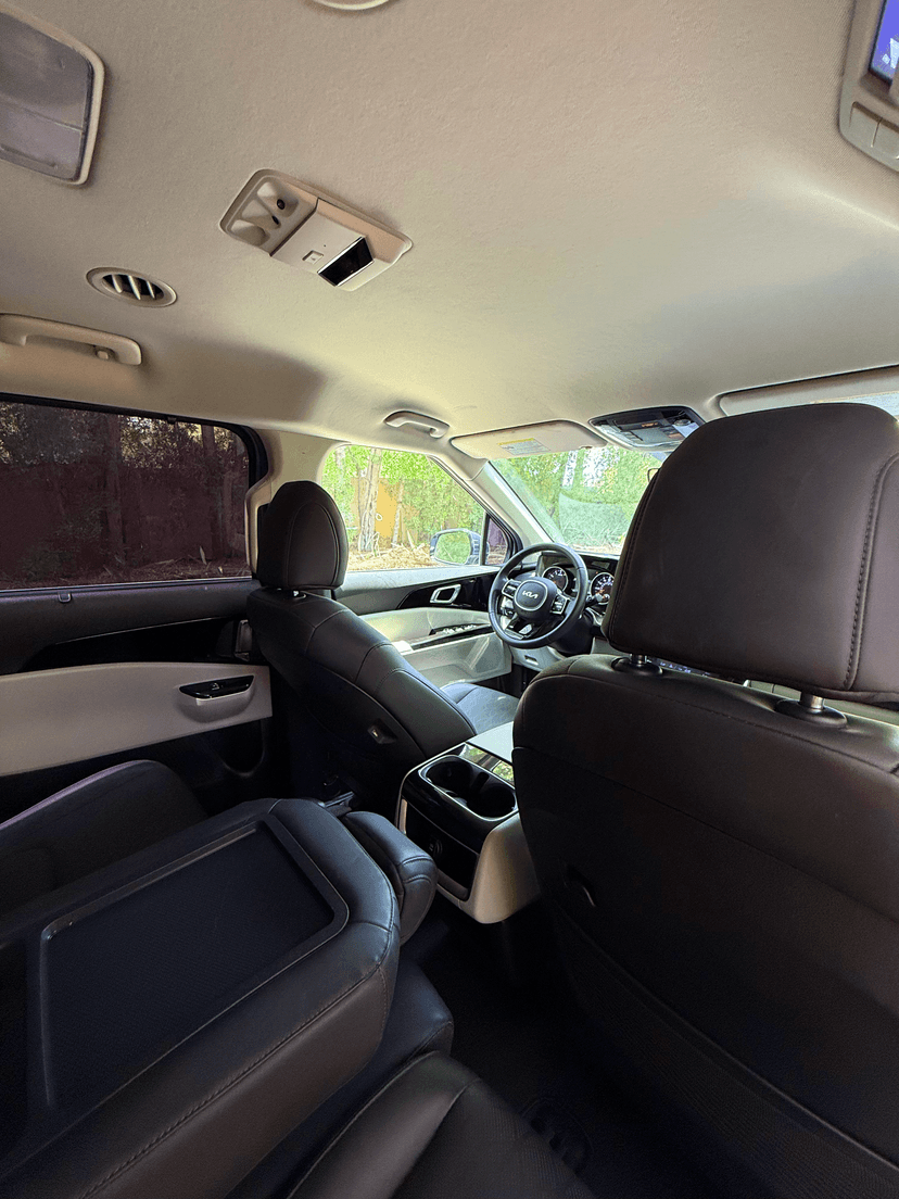 KIA Carnival 2024 Rental Dubai - View 11