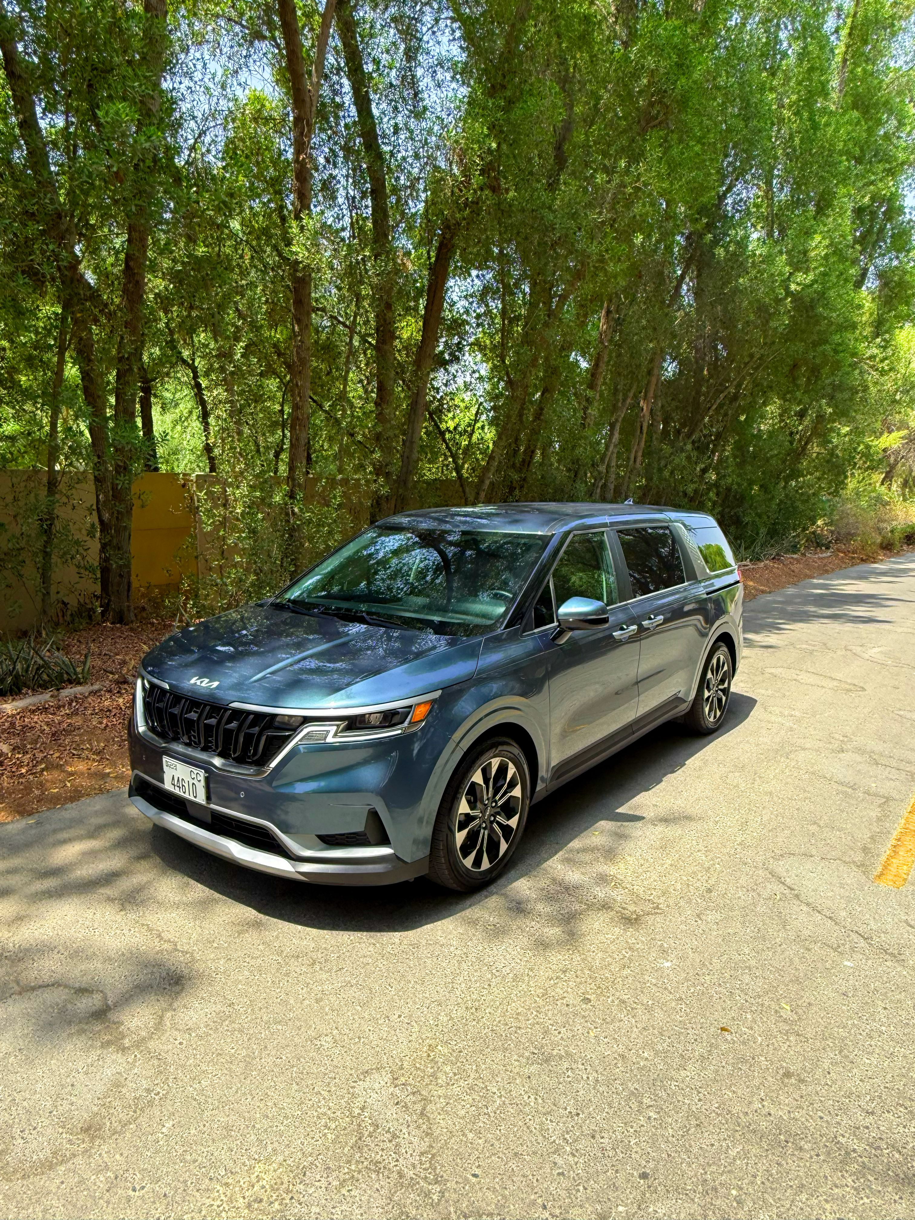 KIA Carnival 2024 Rental Dubai - Detail View