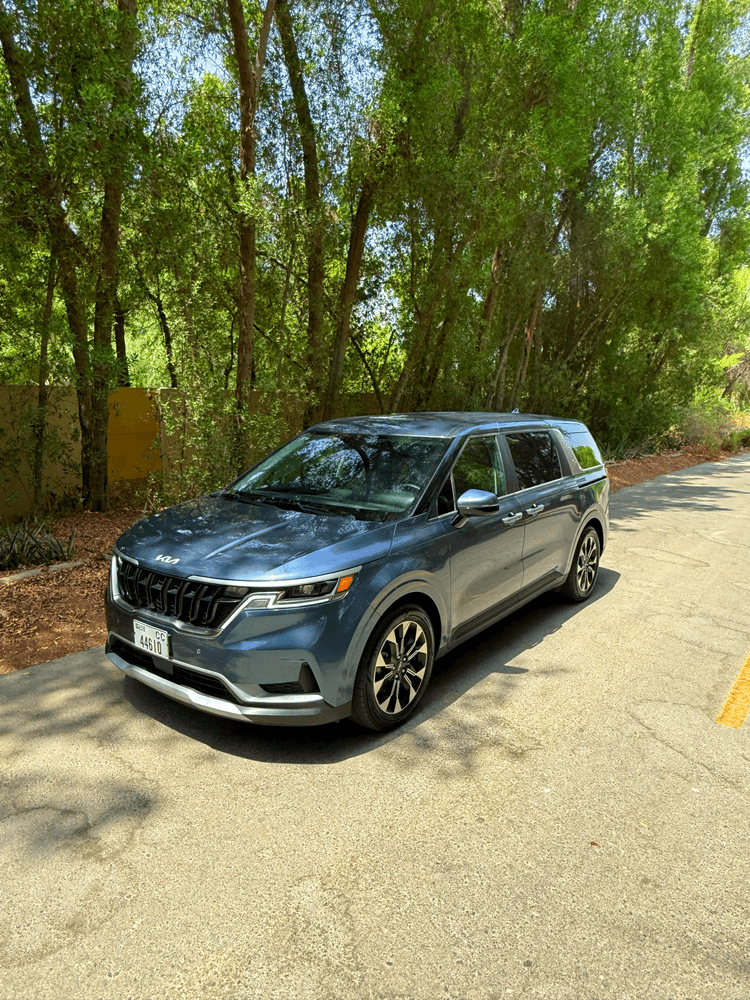 KIA Carnival 2024 Rental Dubai - View 3