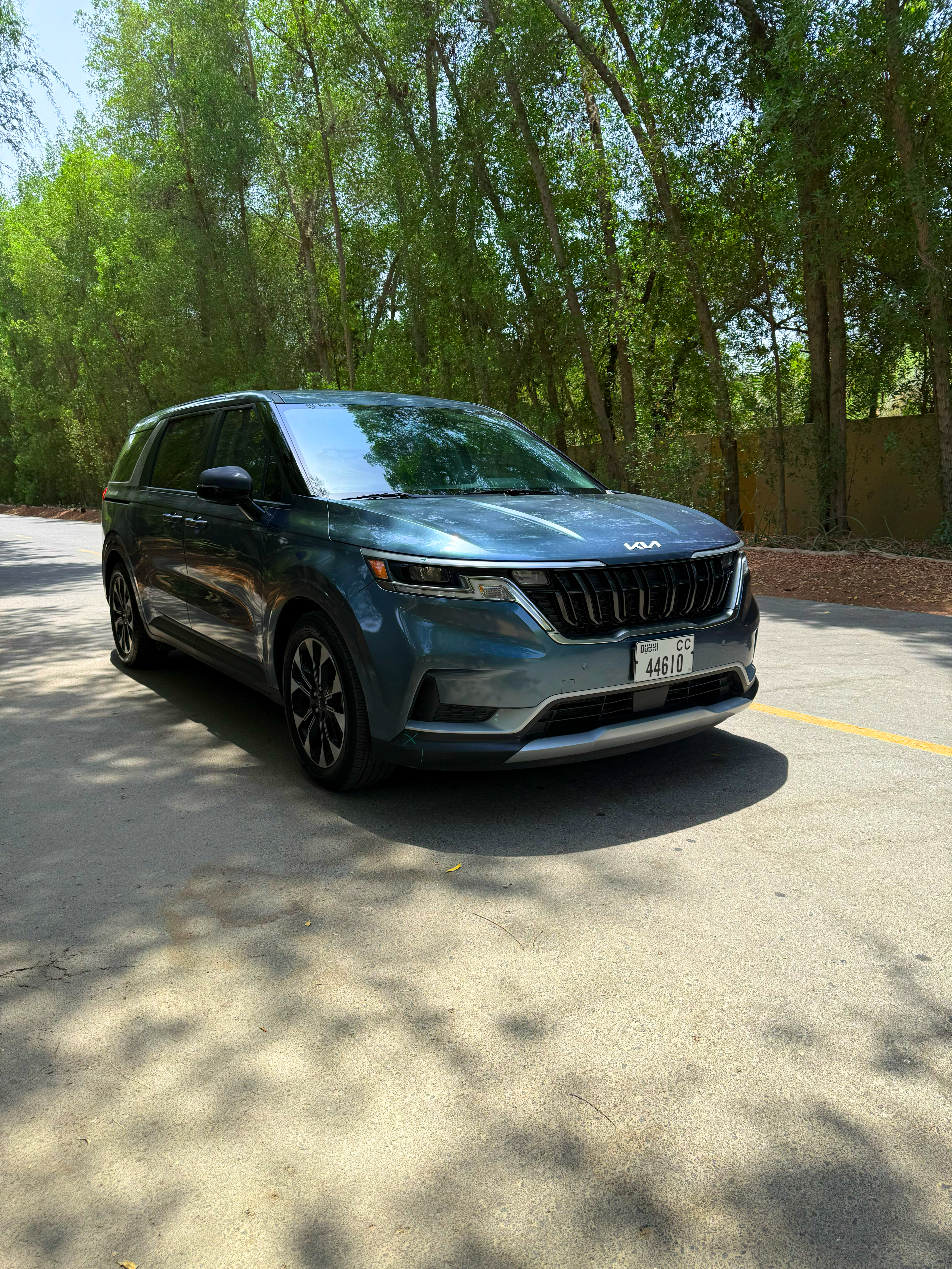 KIA Carnival 2024 Rental Dubai - Detail View