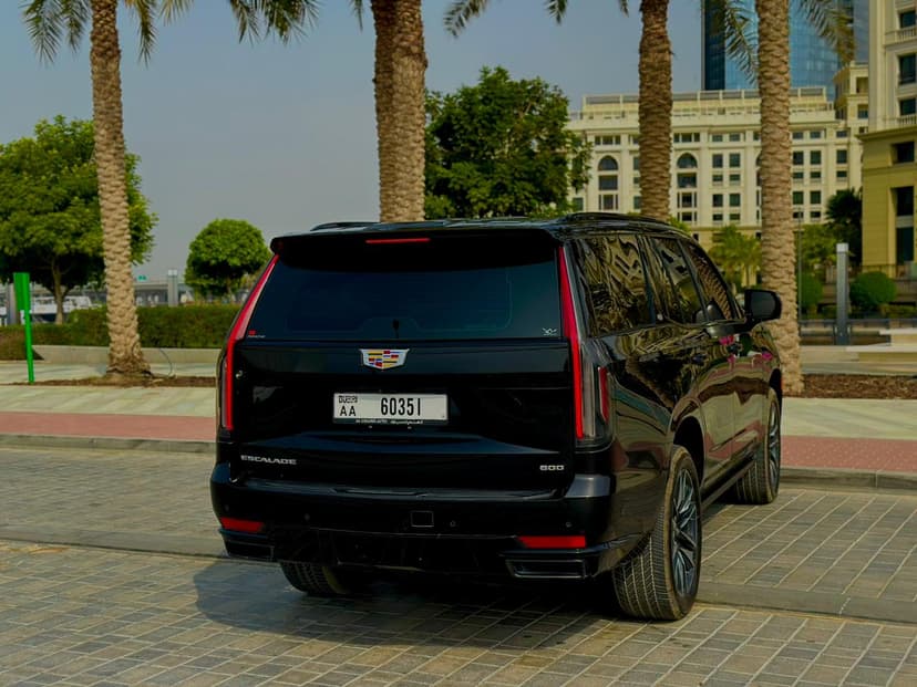 تأجير Cadillac Escalade 2024 في دبي - صورة 12