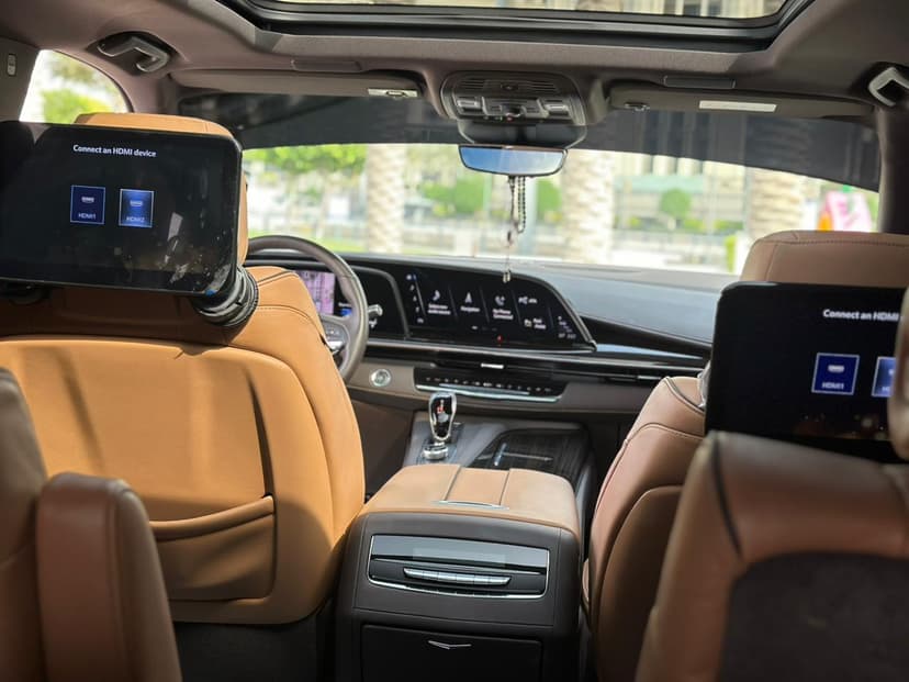تأجير Cadillac Escalade 2024 في دبي - صورة 14