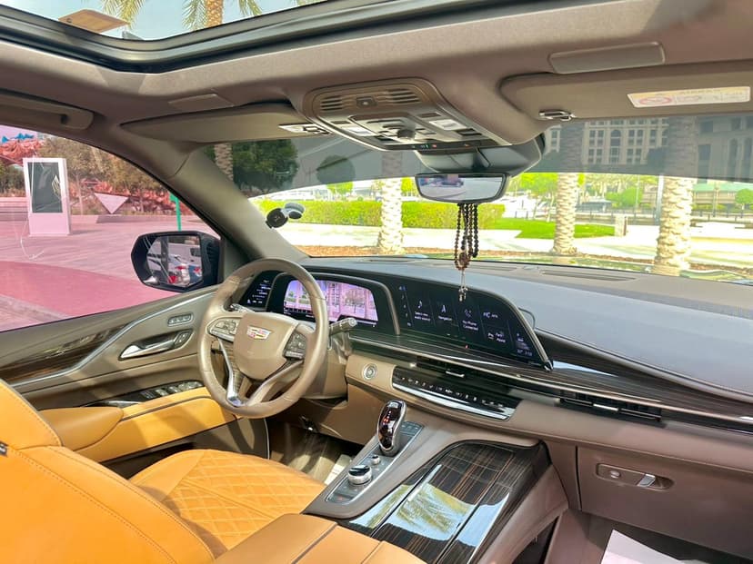 تأجير Cadillac Escalade 2024 في دبي - صورة 6