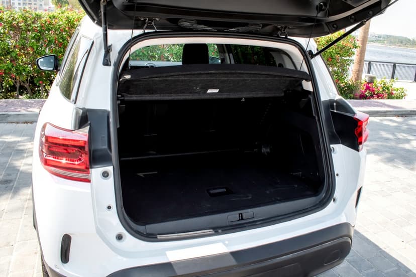 Citroen C5 Aircross 2026 mieten in Dubai - Ansicht 15